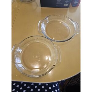 2 Vintage Anchor Hocking 9" Glass Pie Dish